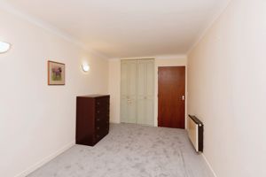 BEDROOM- click for photo gallery